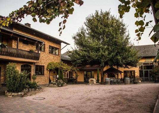 Winzerhof Schnabel © C. Schnabel Winzerhof Schnabel © C. Schnabel