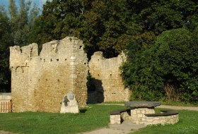 Zollturm Stadecken © Tourismus GmbH "Im Herzen Rheinhessens" / Ortsgemeinde Stadecken Zollturm Stadecken © Tourismus GmbH "Im Herzen Rheinhessens" / Ortsgemeinde Stadecken