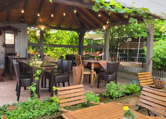 Straußwirtschaft Weingut Gustav Strub 1 © Weingut Gustav Strub Straußwirtschaft Weingut Gustav Strub 1 © Weingut Gustav Strub