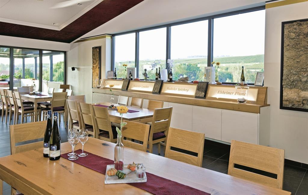 Vinothek 4, © Ulltich Kknapp Vinothek 4, © Ulltich Kknapp