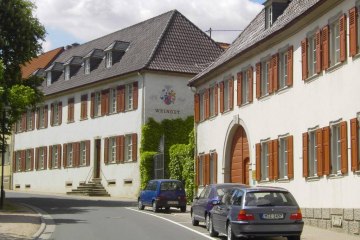 Weingut J. G. Orb_Gebäude, © Weingut J. G. Orb Weingut J. G. Orb_Gebäude, © Weingut J. G. Orb