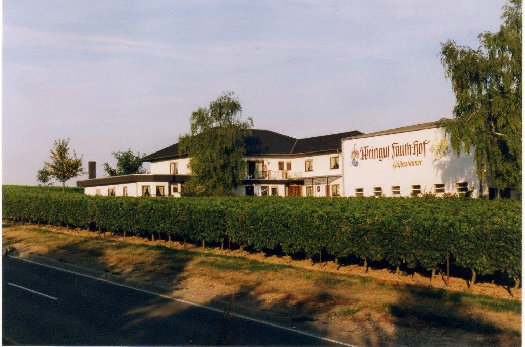 Weingut & Gästehaus Fauth-Hof, © Weingut & Gästehaus Fauth-Hof Weingut & Gästehaus Fauth-Hof, © Weingut & Gästehaus Fauth-Hof