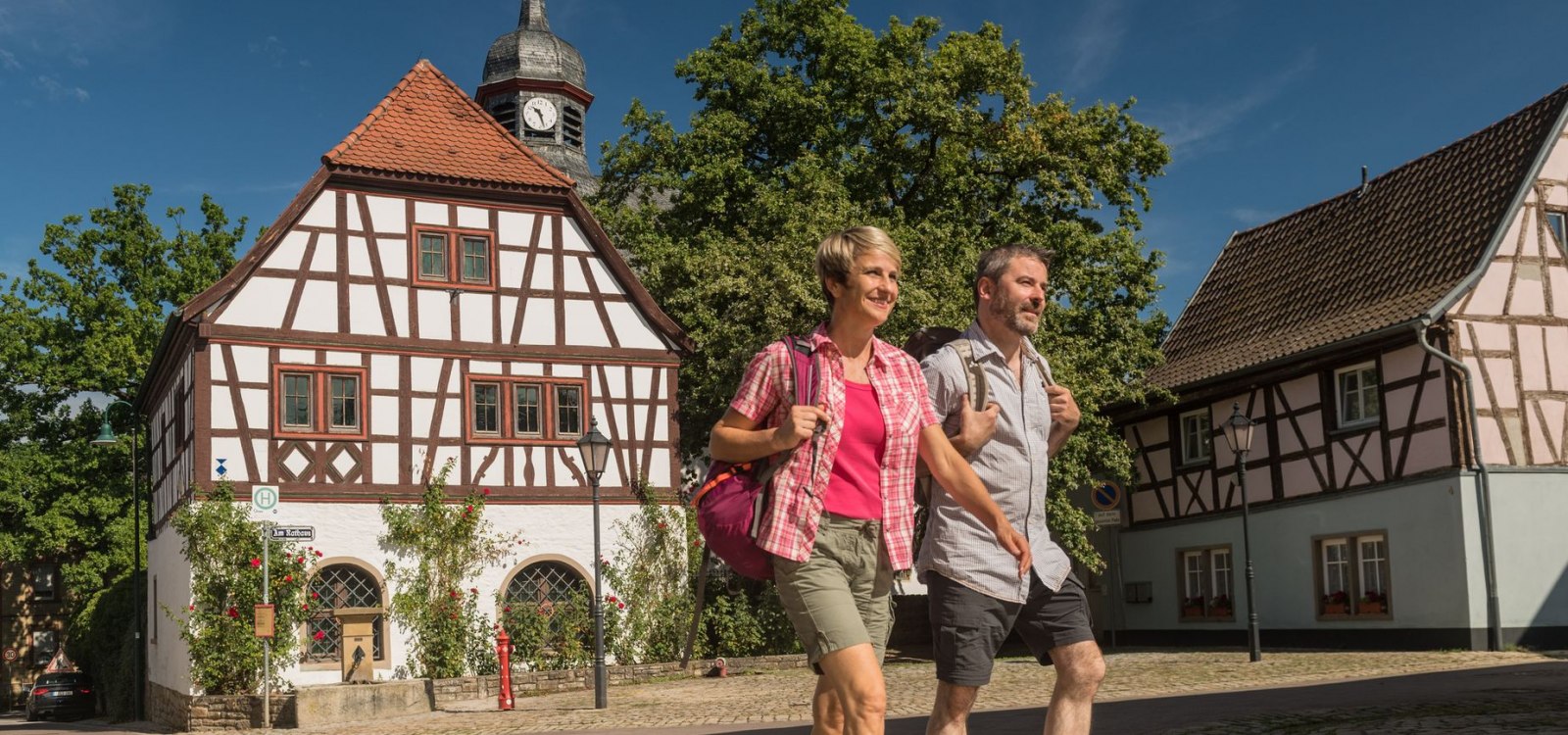Wanderer in Rommersheim, © Dominik Ketz/ Rheinhessen-Touristik Wanderer in Rommersheim, © Dominik Ketz/ Rheinhessen-Touristik