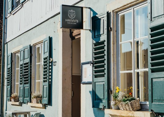 Cafe Hanni's 1 © Hannah Hippler Cafe Hanni's 1 © Hannah Hippler