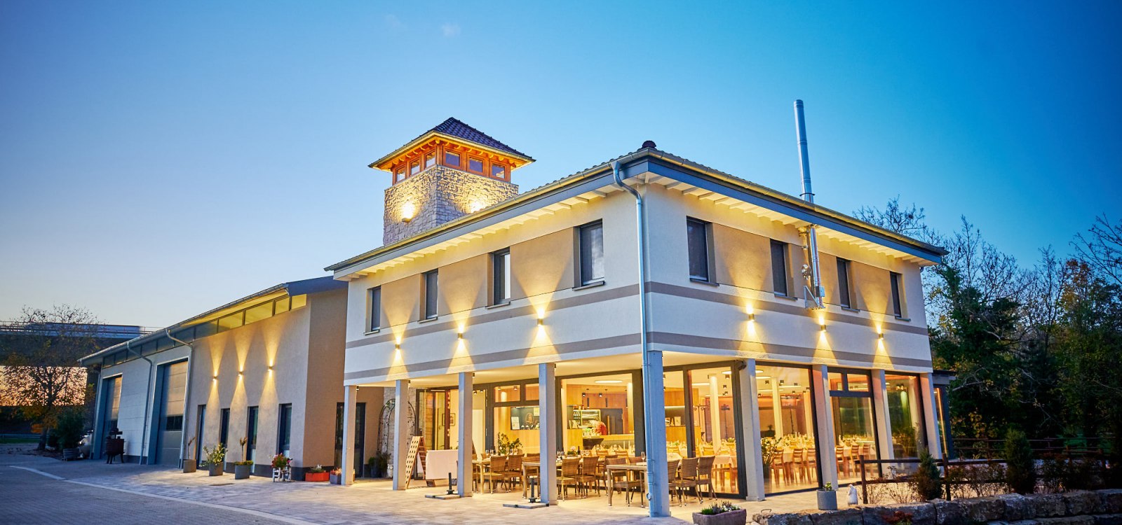 Vinothek Au&szlig;en 1