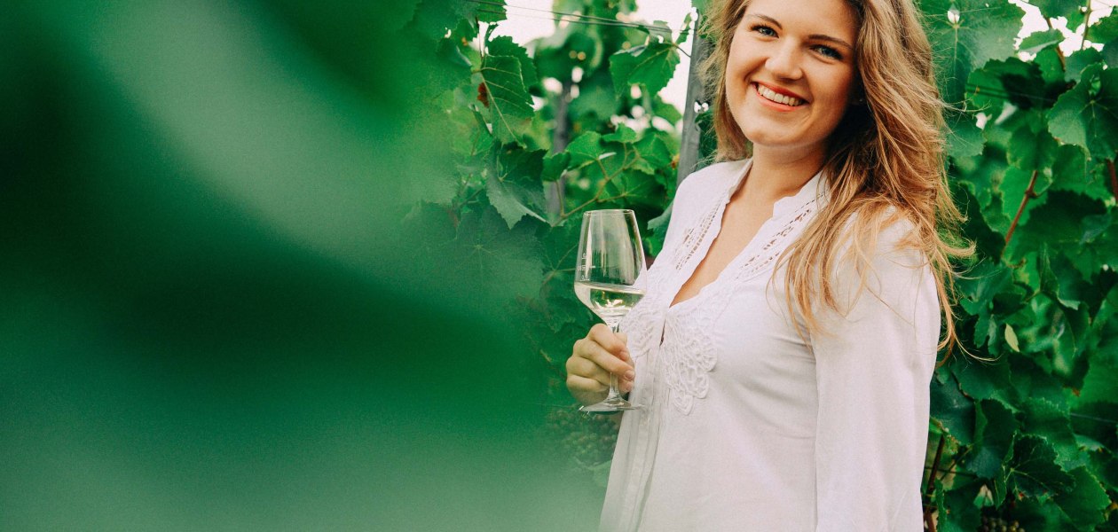 Weingut Mertz_Winzerin, &copy; Weingut Mertz