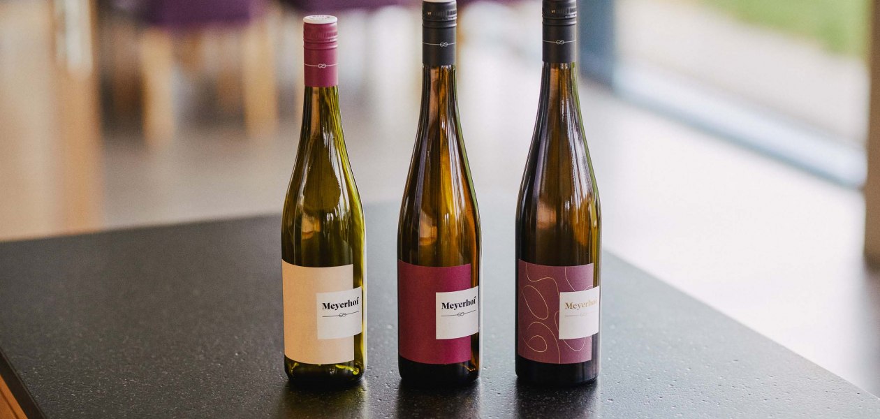 Meyerhof_Flaschen, &copy; Peter Bender