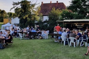 Nieder-Olmer Weinwiesentreff