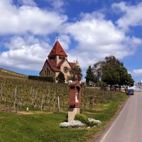 Kreuzweg und Kapelle