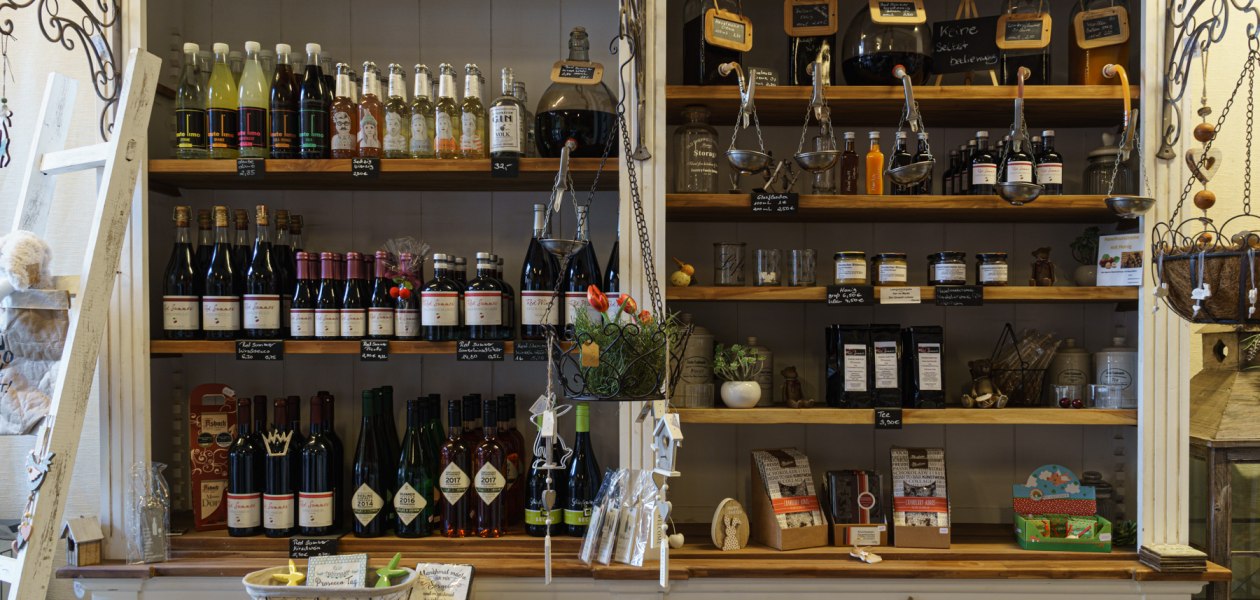 Red Summer_Laden 2, &copy; Red Summer, Andreas Klein