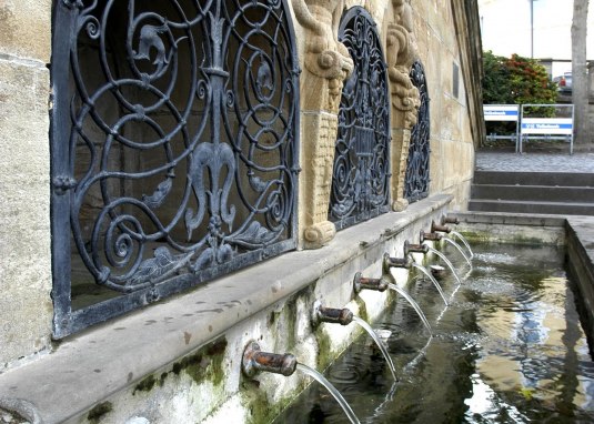 Neunr&ouml;hrenbrunnen &copy; Klaus Benz/Rheinhessenwein
