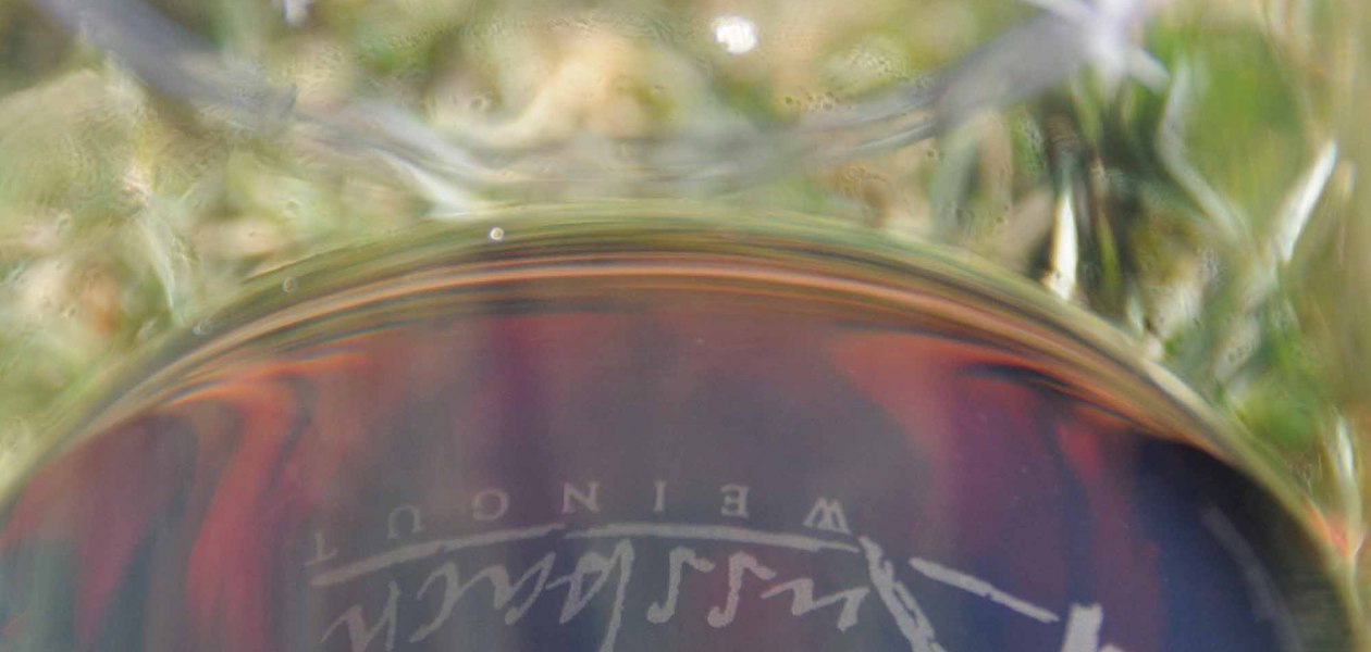 Weingut Russbach_Weinglas 2, &copy; Weingut Russbach