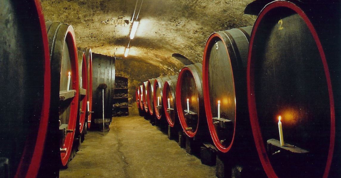 Weingut H. L. Menger_Holzfasskeller, &copy; Weingut H. L. Menger