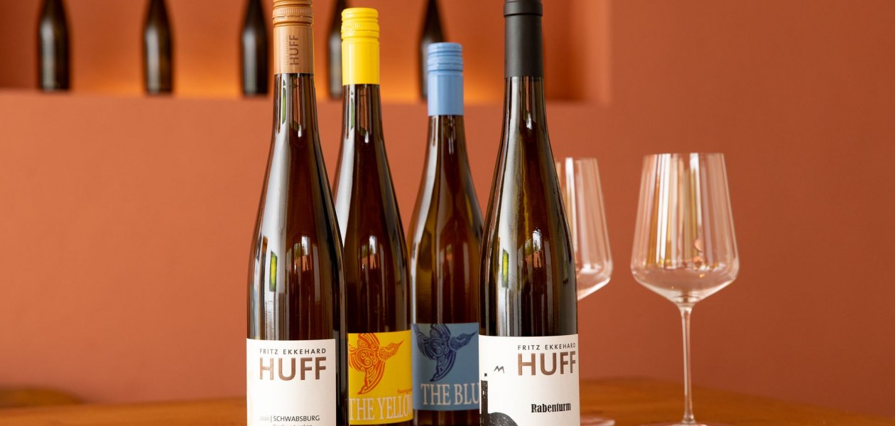 Weingut Fritz Ekkehard Huff_Weinflaschen, &copy; Jason Sellers