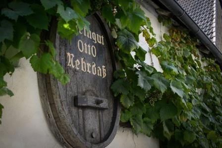 Weingut & Brennerei Otto Nehrba&szlig;_Namenszug, &copy; Weingut & Brennerei Otto Nehrba&szlig;