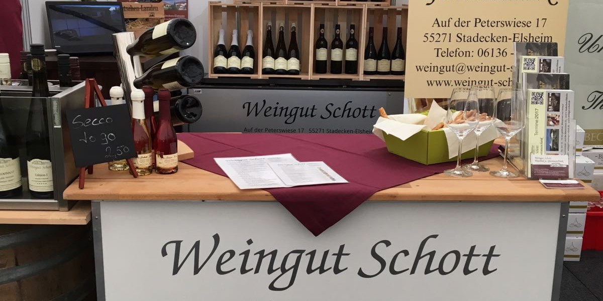 Weingut Schott_Weinstand, &copy; Weingut Schott