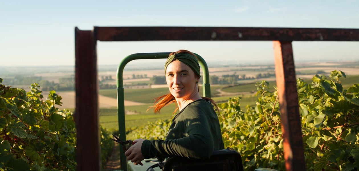 Weingut Schittler & Becker_Julia Schittler, &copy; Weingut Schittler & Becker