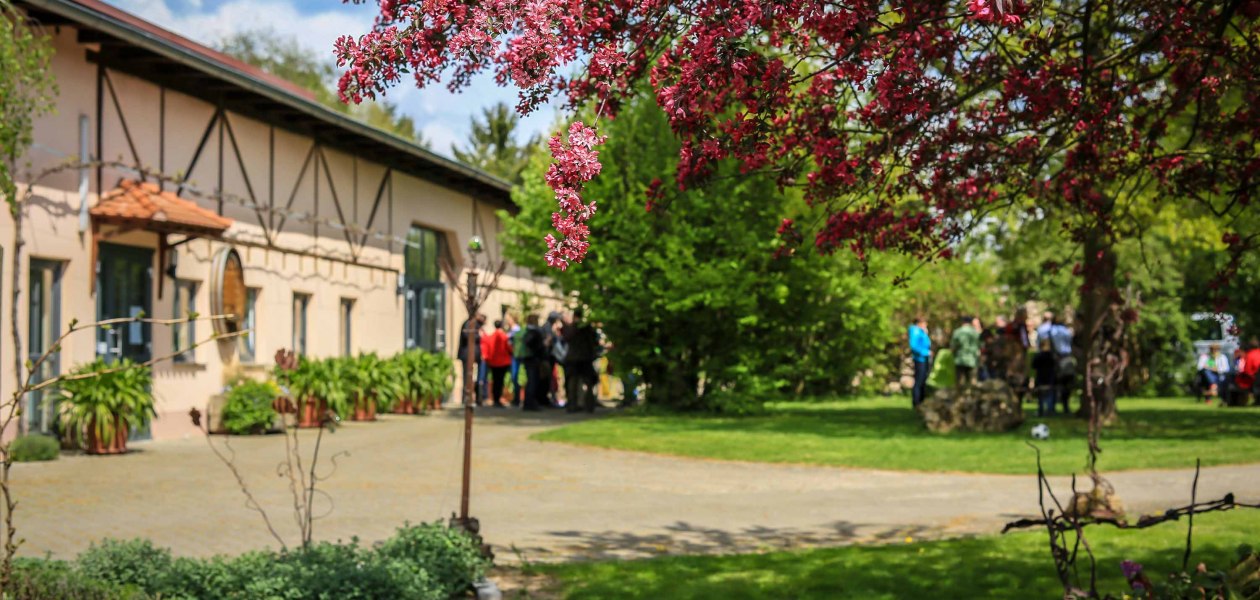 Weingut Dieter Michel_Garten, &copy; Weingut Dieter Michel