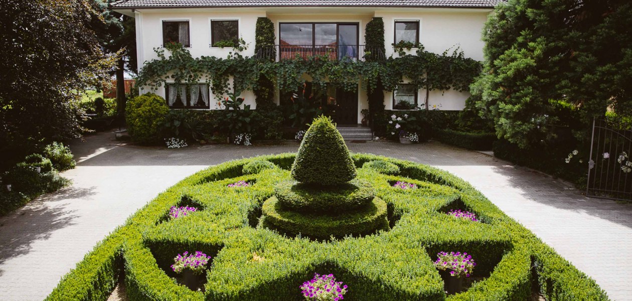 Weingut Listmann_Buchsrondell, &copy; Weingut Listmann