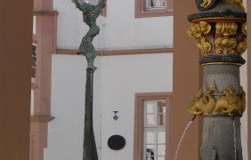Fischmarkt mit Undine © Uwe Feuerbach für TI Alzey