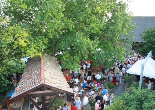 Sommernachtsfest Beiser