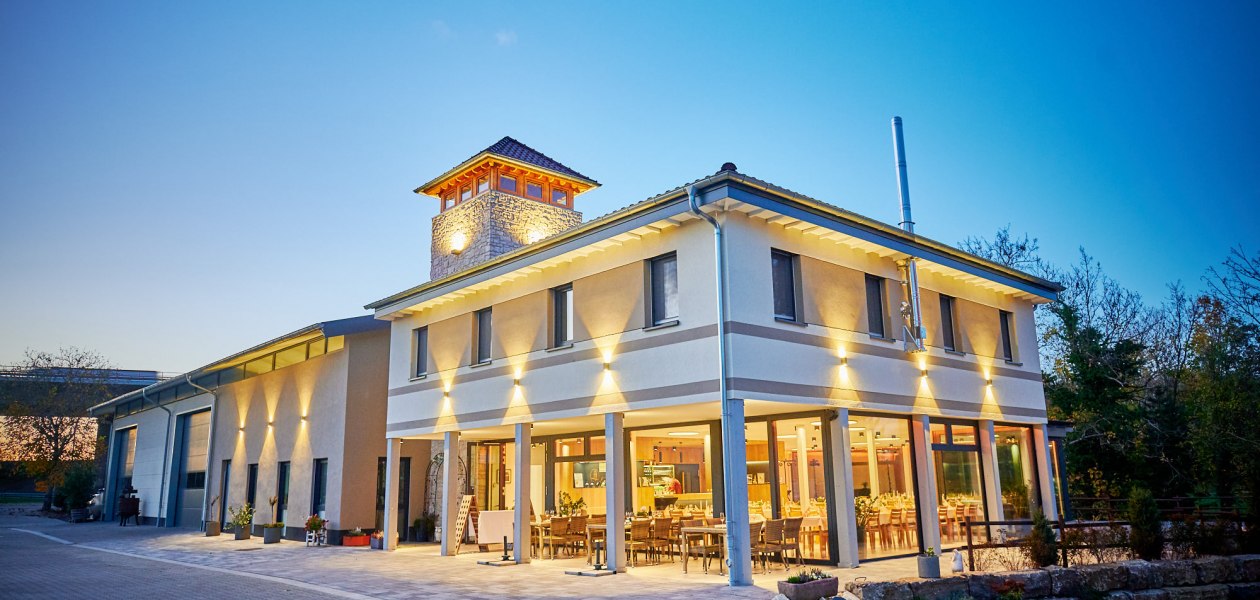 Vinothek Au&szlig;en 1